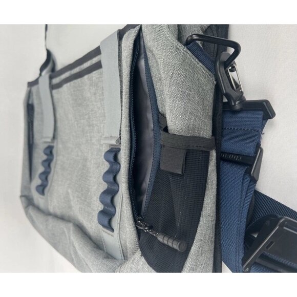 Timbuk2 Command Laptop Messenger Bag Crossbody Gray Navy Blue Travel - Picture 5 of 12